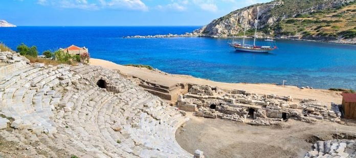datca-kindos-antik-kent-696x309-1 Datça'da Görmeniz Gereken Yerler - Knidos Antik Kenti