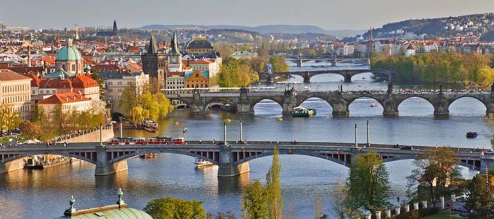 Euro'dan Kaçabileceğiniz Avrupa Ülkeleri - Prag