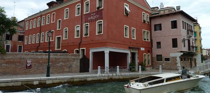 Kanallar Şehri Venedik - Hotel Moresco