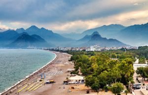 Antalya Tatil Yerleri Antalya Konyaaltı Plajı